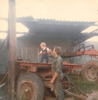 Joseph petit avec son père Philippe